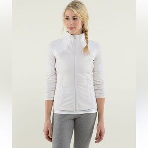 Lululemon Forme Full Zip Jacket Dune White.‎ Size M/L